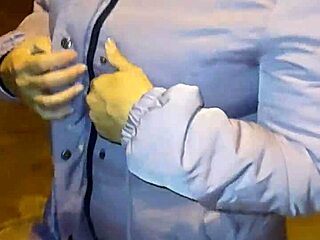 Damn! Cash Lures Big-Ass Venezuelan Milf's Red Thong Pound Part 1