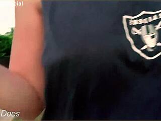 WIFEY FLASHES HUGE TITS ON THE BUSY STREET FOR EVERYONE!