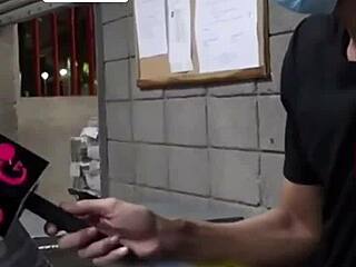 la dura realidad laboral de vendedores en elchicletv con esfuerzo pegajoso y atrevido