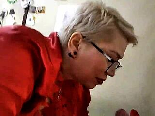 russian milf aimee paradise sucks dick nonstop for an hour ends with cum blast on crafty face