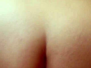 hey babe, watch my girl take it doggy style with that huge ass 😈🍑