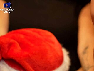 ma femme cheats on me with two huge cocks on noël night lingerie frenzy! 👀🍆