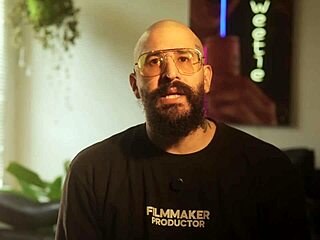 Wanna see horny besties' first time licking juicy pussies and big tits?