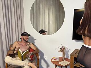 meu marido dotado arrombou a buceta da empregada... ela gritou gostoso!!