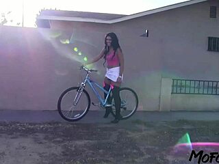 Amateur Model Big Ass Facial Cumshot Load