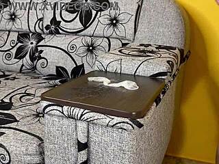 欲情人妻激ヤリ輪姦後ザーメンまみれおまんこケツ見せつけNTR旦那に