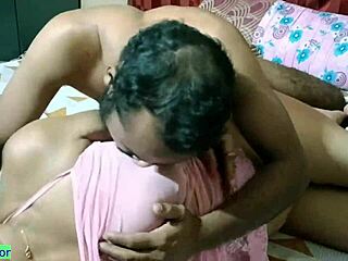 イタズラバビが剃毛マンコをデバルの巨根にバック差し出し