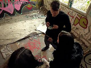 julia parker & maria gail risk no-condom ffm 3some pounding at lost spot