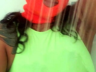 Mask up that big black ass for pounding boobies out!