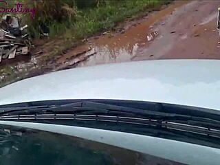 quase pego no flagra chupando pauzão no carro pro corno ver...