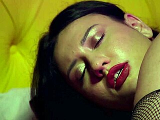 amanda borges and agatha ludovino fist anal in metaverso nightclub dancing