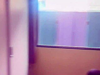 Recension med heta polare blev galen orgie, knullade polarns latina!