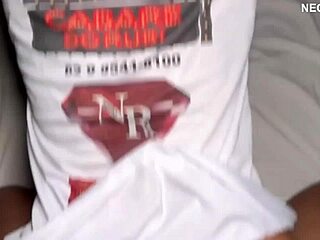 Chceš vidieť ako reťazím túto křivku a ničia jej riť veľkým kokotom?