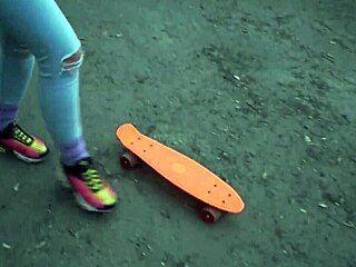 met this hot tattooed teen on street fucked her pussy creampie pov