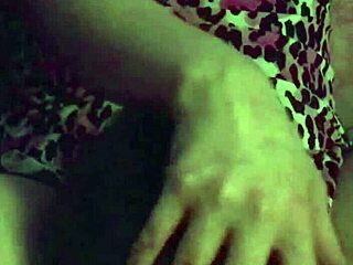 fuschia leopard s5 wet pussies licked in international homemade muff dive😍👅