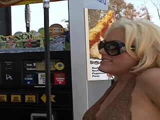 india summer seduces chastity lynne into hot lesbian pussy play?