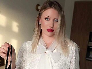 stepmom jerked off her panties... let me rip tights and fuck?