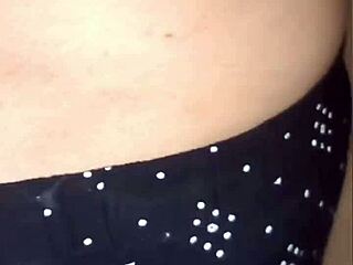 arabic egyptian cutie with big ass in jeans gets naughty 😈