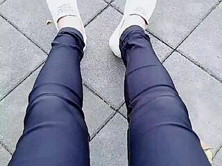 Tingting Dresses Up Feminine for Naughty Midday Outdoor Escapade