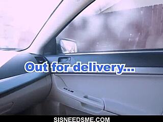 belle-soeur Haley Reed : t'as besoin d'une branlette de ta sis salope ? 😏