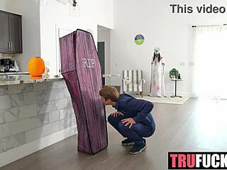 Raw breeding pumps stepsis Sage Roux full in coffin with Selina Imai