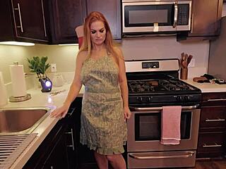 lonely stepmom sedona reign begs give me that stepson cock and ends up cum drenched