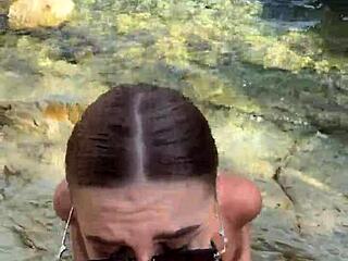 Meilleure pipe plage inconnu finit facial éjac nichons