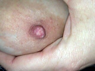 Amateur Mom's Nipsle Play: Soft and Sensual