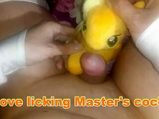 My little pony Applejack learns the art of a handjob in this video