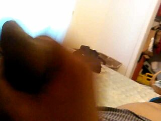 Vid 20151023: Capturing Solo Play in Private Moment