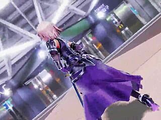 Mashu shines her skin and shows her curvaceous figure in order to capture the cosplay money in this hot clip