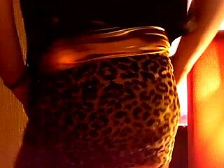 Goddess Lucy Diamond Twerking Divine Booty