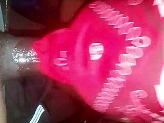 Ebony woman tops me off for cash in closet