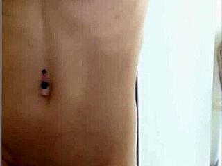 viivixinha rips clothes in striptease