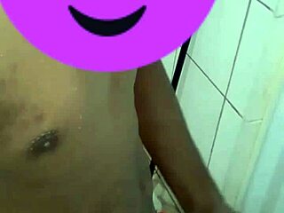 Novinho's solo masturbation in the bathroom