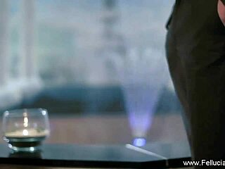 Blonde babe delivers a sunny blowjob with cumshot 😊