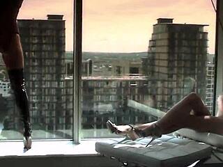 Wow, Victoria Moore is just amazing, right? 😍