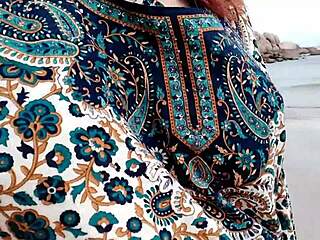 Let's fuck on the rocks, feels amazing!