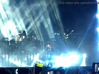 Gozando muito ao som de The Weeknd, pure ecstasy