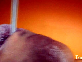 Breanna Xtreme Enjoys Her Lollipop With Tongue Fetish