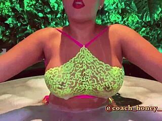 Coach Honey's joi tutorial: handjob skills in the bathtub