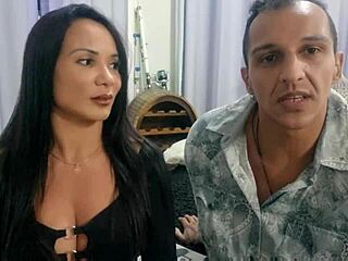 Introducerea unei noi starlete porno amatoare în rețeaua Xv: Un interviu cu un brazilian musculos