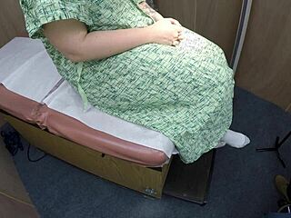 violet c, i love this vag pump pov