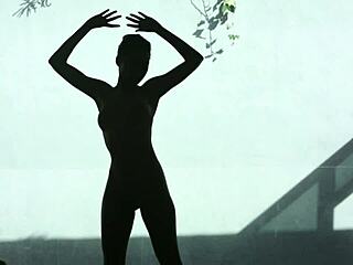 blonde raena feels erotic pleasure while fingering her shaved pussy