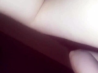 Kona's Extreme Wet Vibrator Close-Up