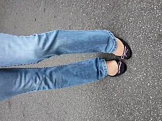 Intimate webcam session with amateurs