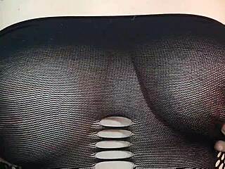 Kyra Hellfire's natural big boobs joi countdown 😏