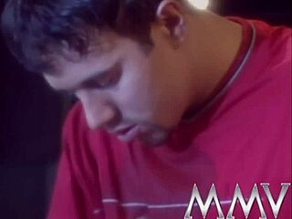 Party beauty gets muff licked and fucked 😍.