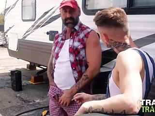 Trailertrashboys gay duo, Drew Sebastian a Zack Bishop, v bareback scéne