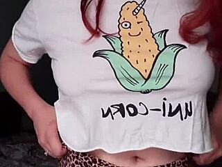 i'm peeing on her in lesbian anal fun